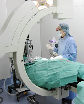 Ｃ－ａｒｍ 外科用Ｘ線装置による透視下手術